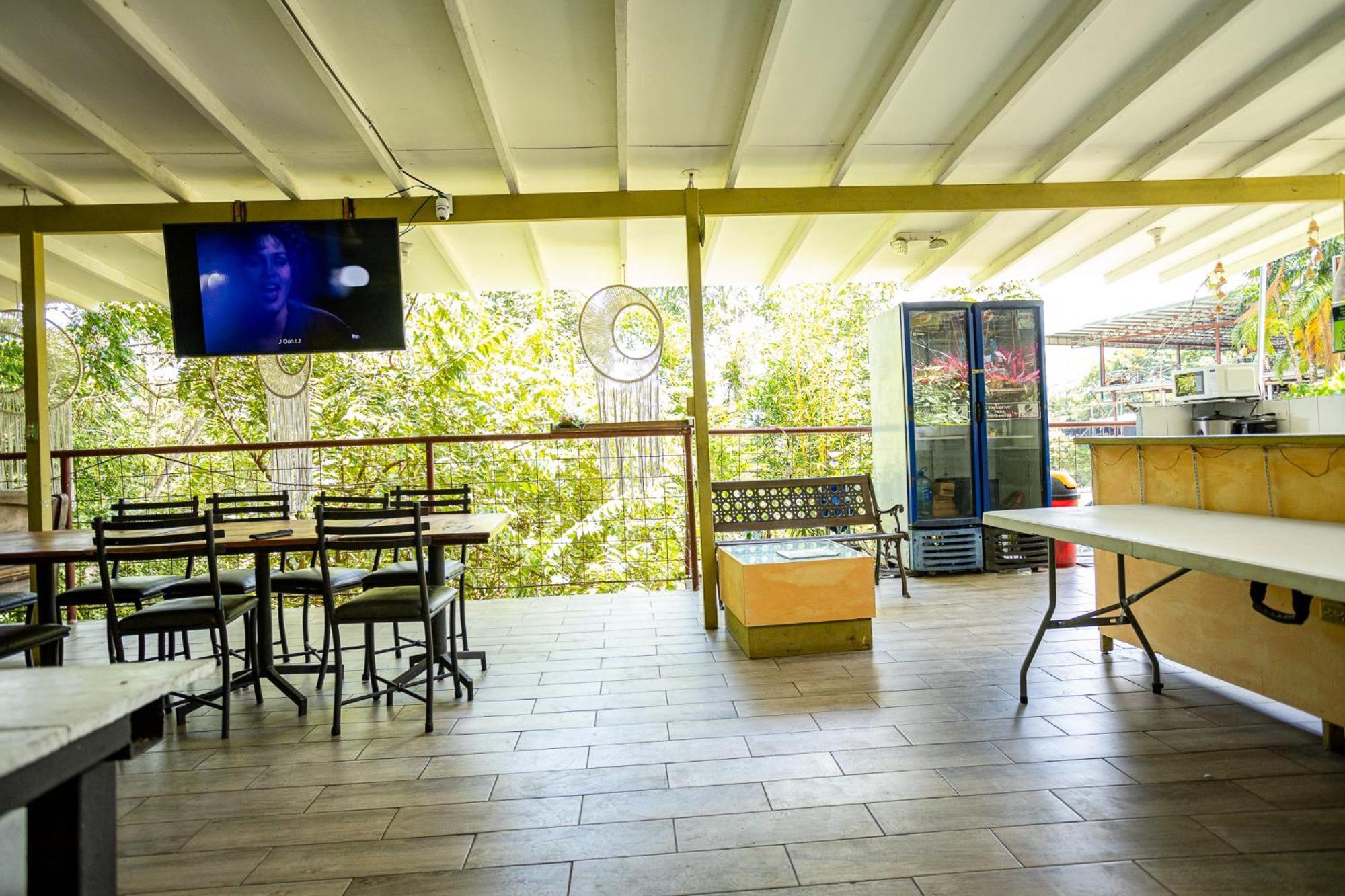 Manuel Antonio Hostel 外观 照片